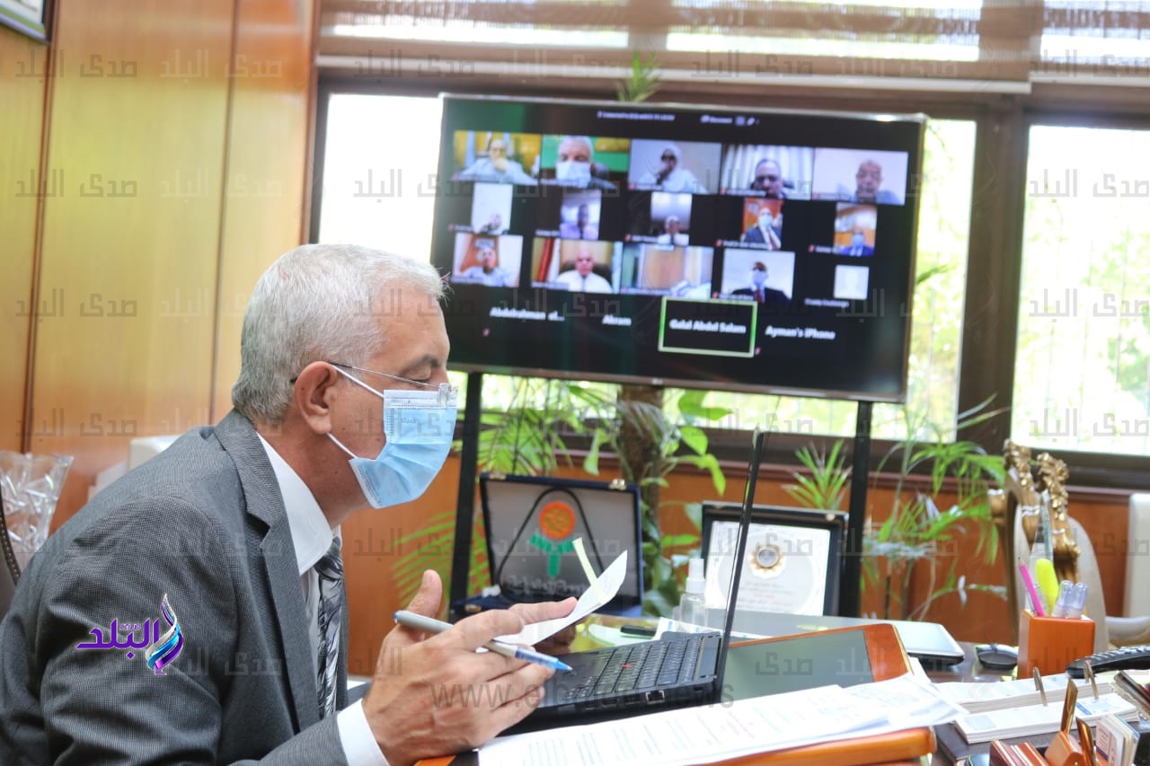 اليات التعليم الهجين