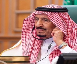 العاهل السعودي يجري اتصالا هاتفيا بـ الرئيس النيجيري
