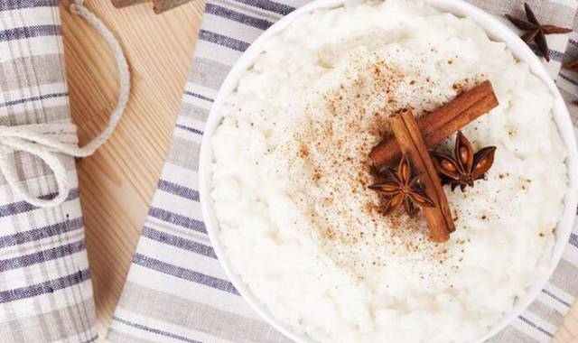 طريقة عمل الرز بلبن بدون نشا