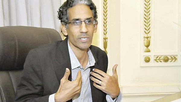 طارق تهامى ، عضو مجلس الشيوخ