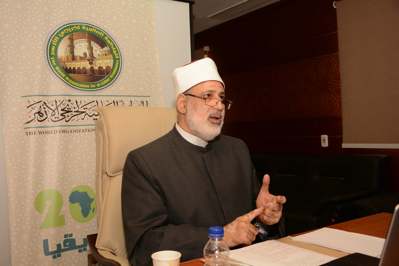الدكتور محمد الضوينى 