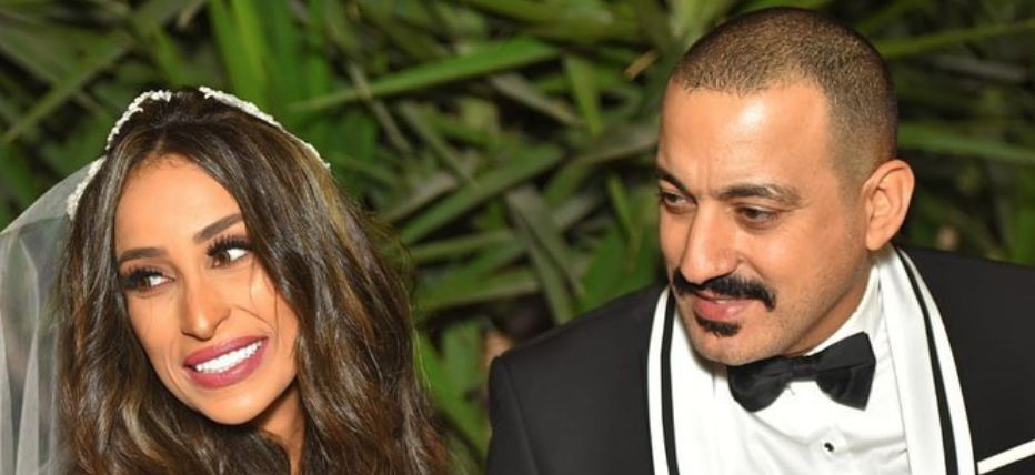 محمد دياب و زوجتة