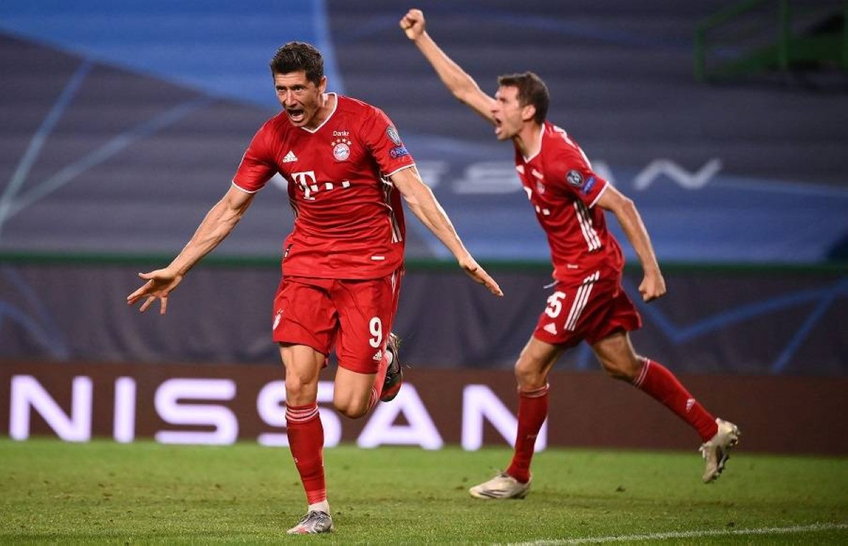 روبرت ليفاندوفسكي مهاجم بايرن ميونخ