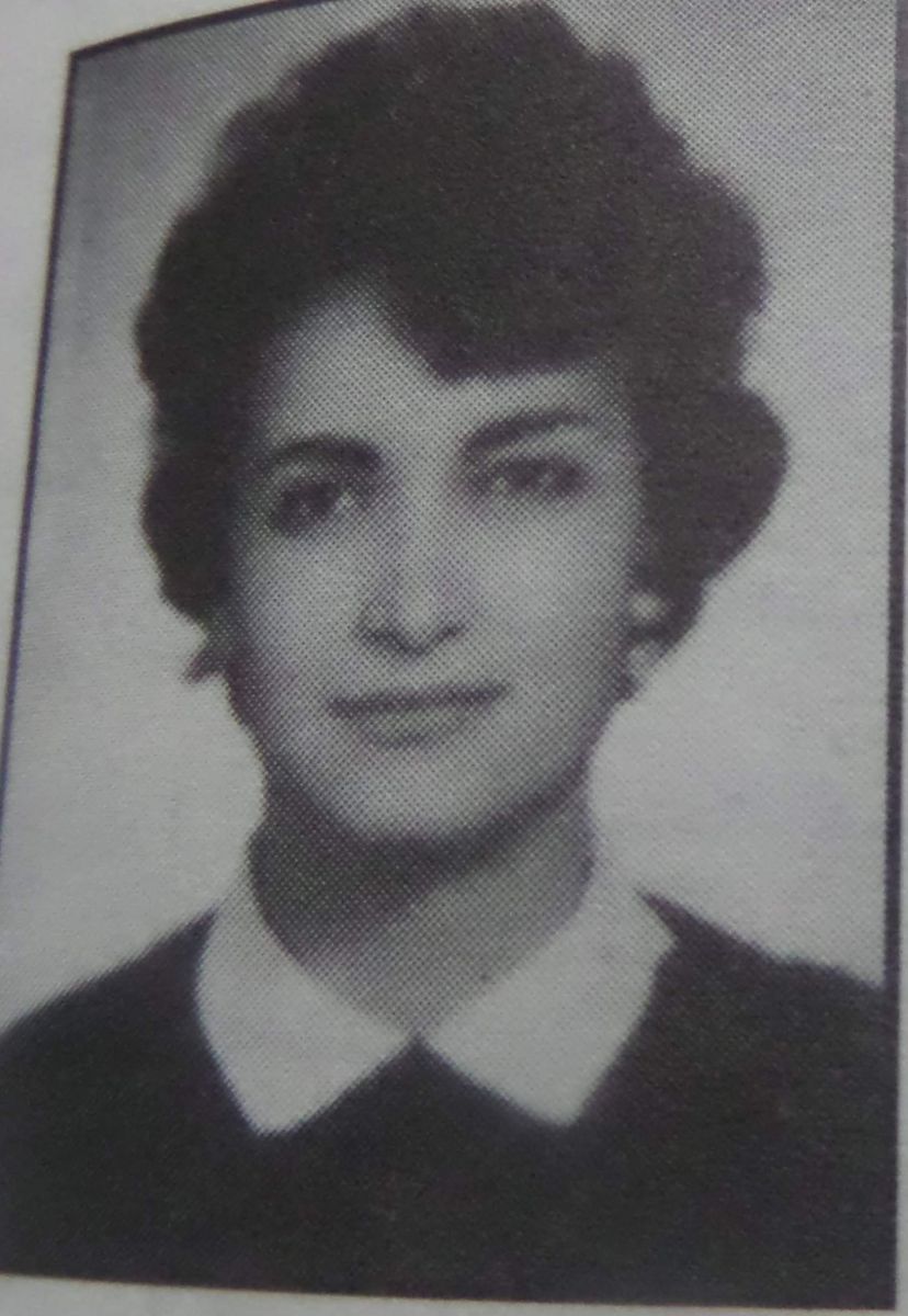 الفدائية الراحلة علية الشطوي