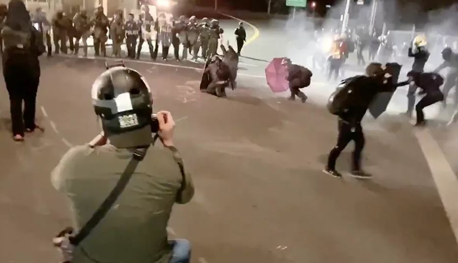 اعمال شغب في بورتلاند