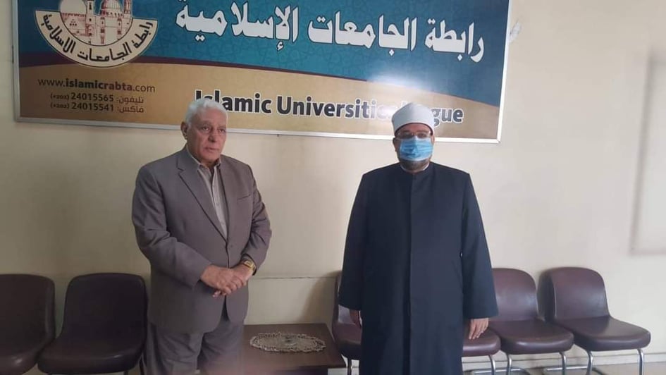 وزير الأوقاف ود. أسامه العبد خلال الزيارة 