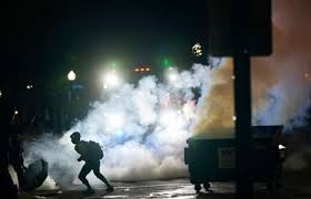 إطلاق النار في مدينة كينوشا بولاية ويسكونسن الأمريكية