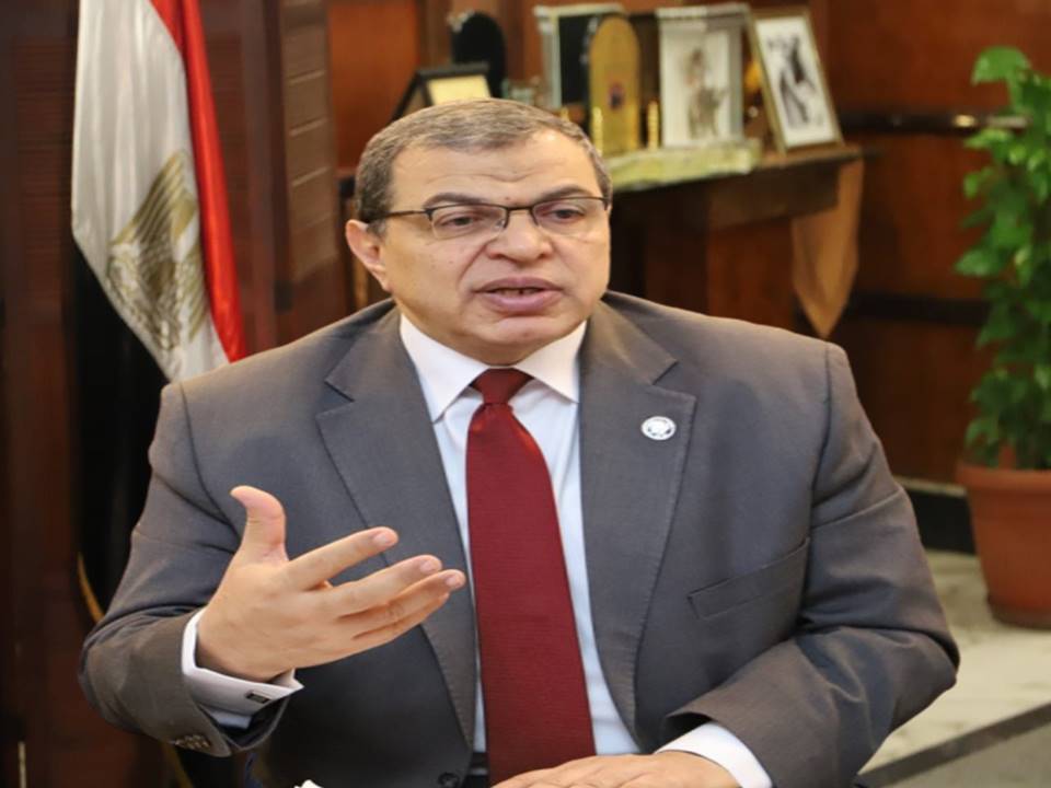 وزير القوى العاملة محمد سعفان