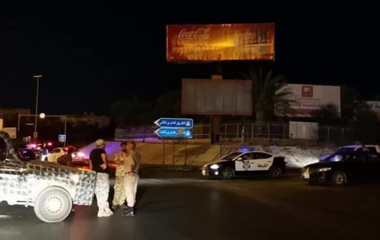 مسلحو الوفاق يطلقون النار على المتظاهرين في طرابلس