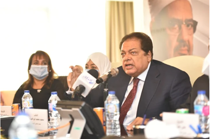 النائب محمد أبو العينين