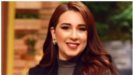 اسما شريف منير