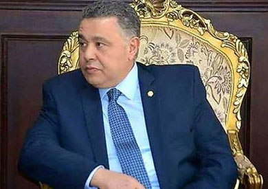محافظ البحر الأحم