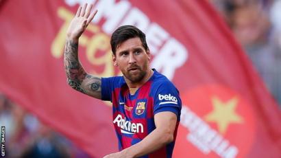 ميسي لاعب فريق برشلونة