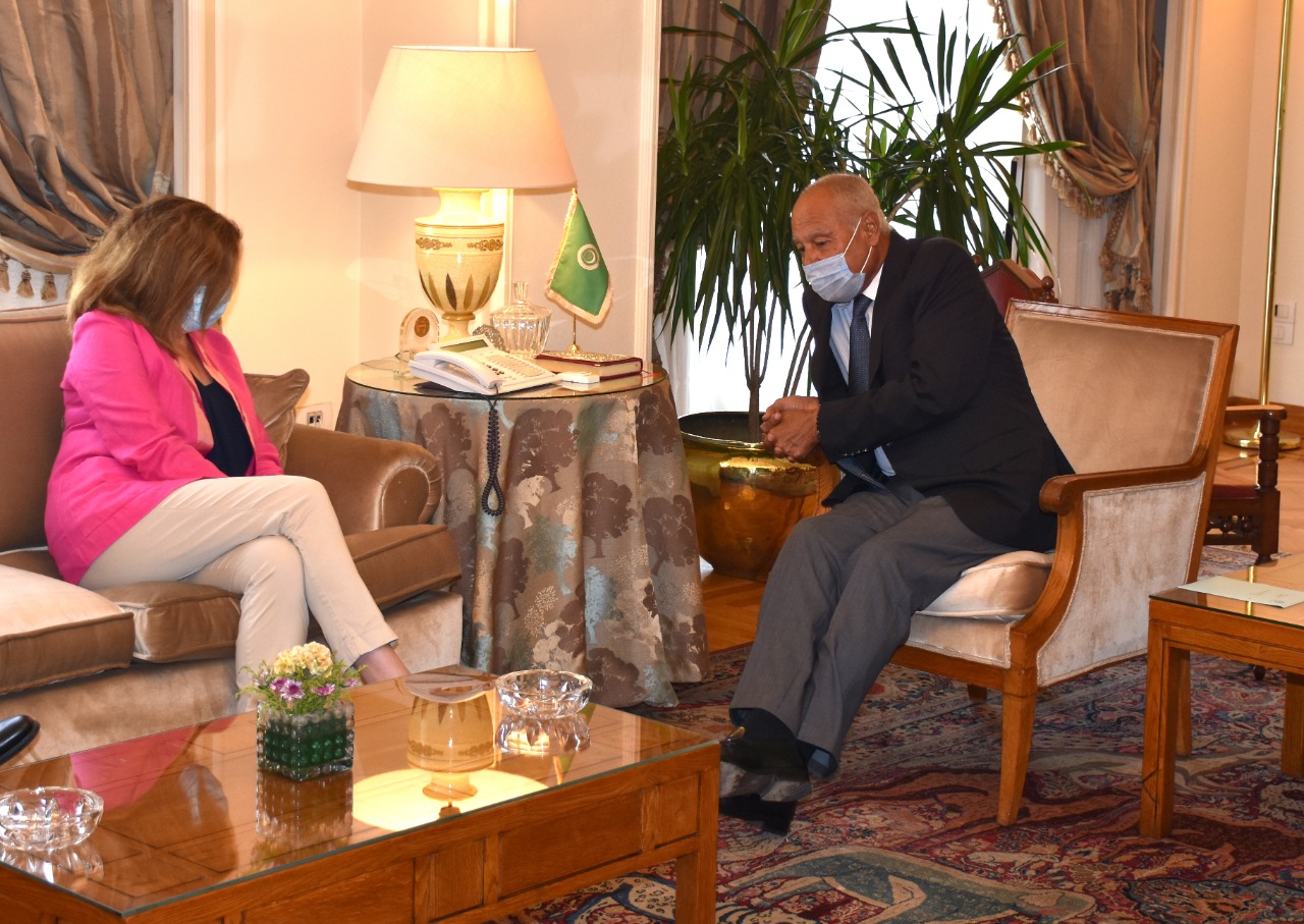 جانب من اللقاء 