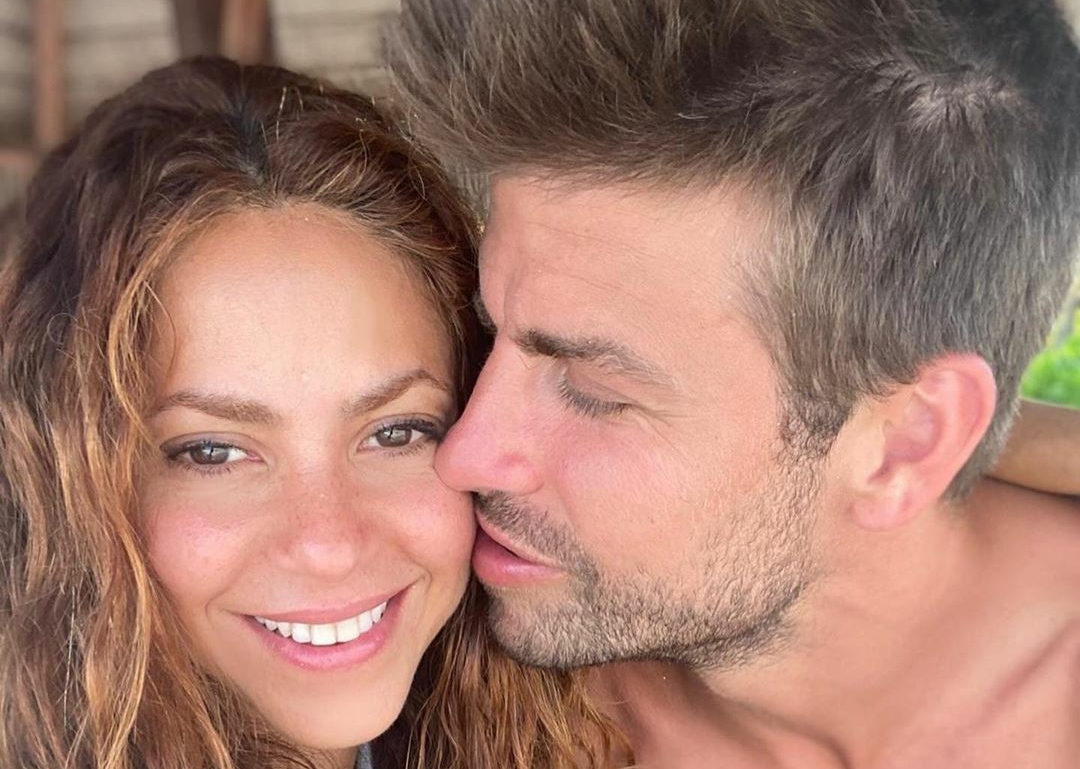 بيكيه وشاكيرا بيكيه وشاكيرا