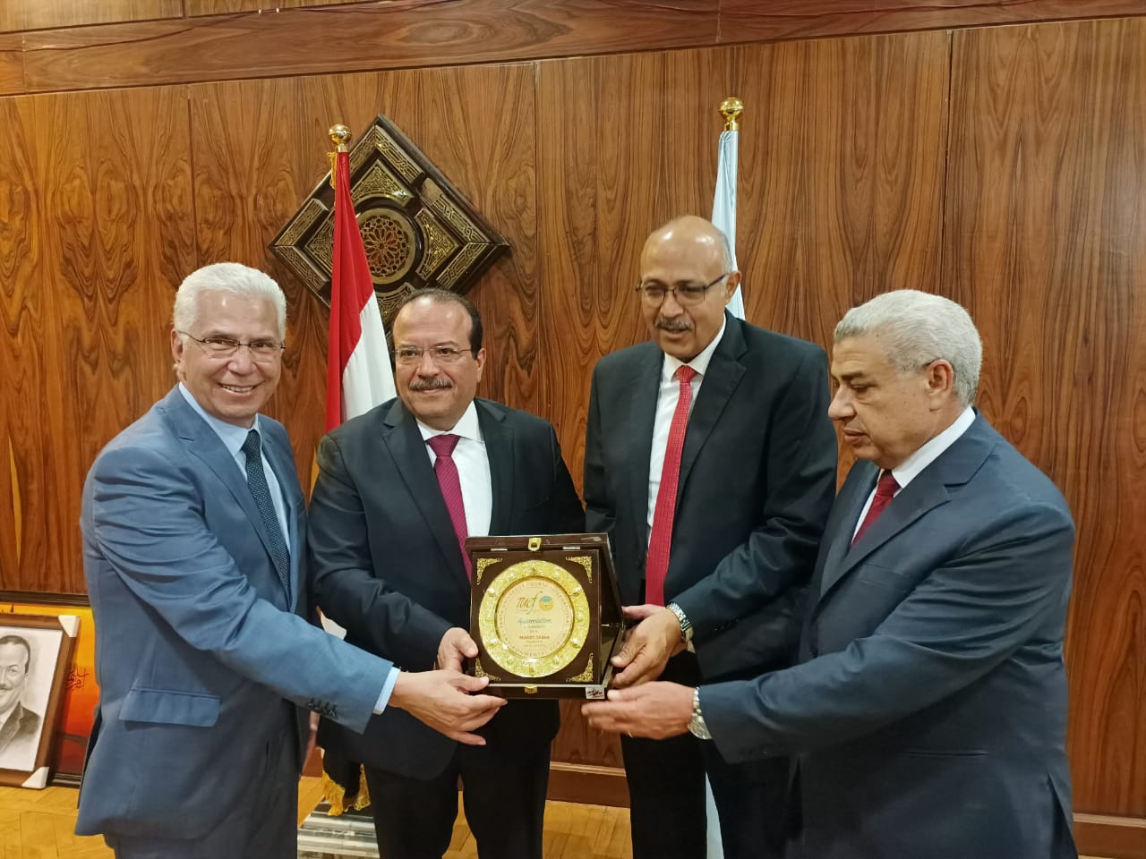 تكريم الدكتور مجدي سبيع رئيس جامعة طنطا السابق