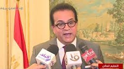 الدكتور خالد عبد الغفار وزير التعليم العالى