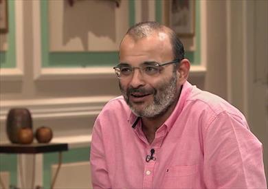 أيمن بهجت قمر 