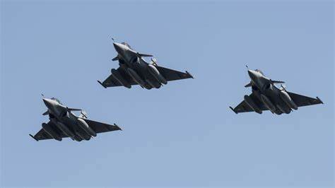 طيران حربي فرنسي