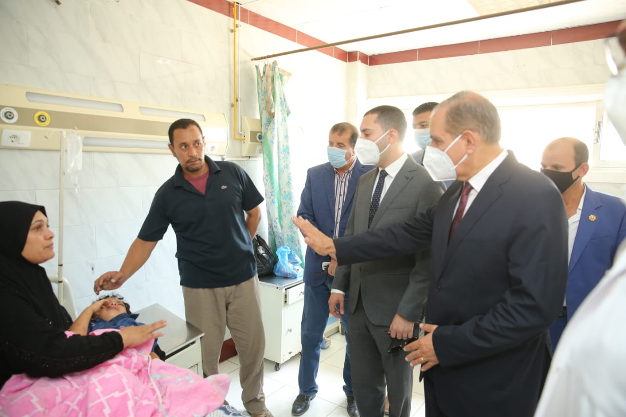 الطفل الذي سقط في بالوعة