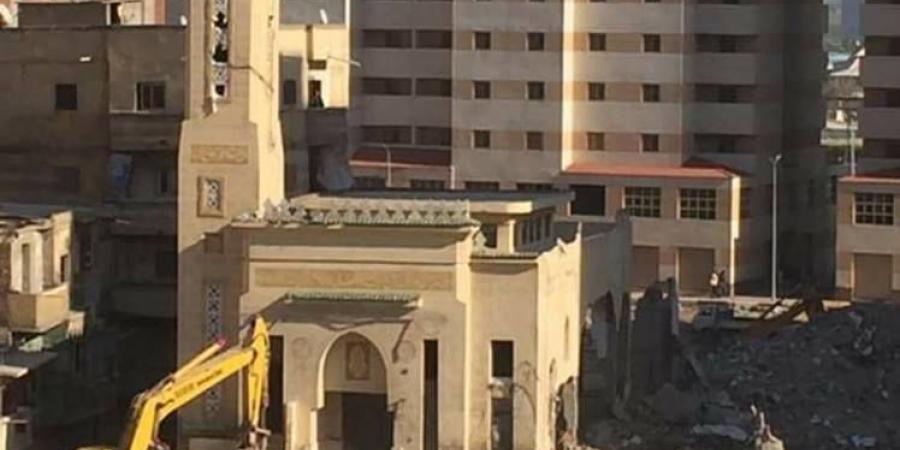 الإفتاء: الصلاة في المسجد المبني على الأرض المغتصبة حرام