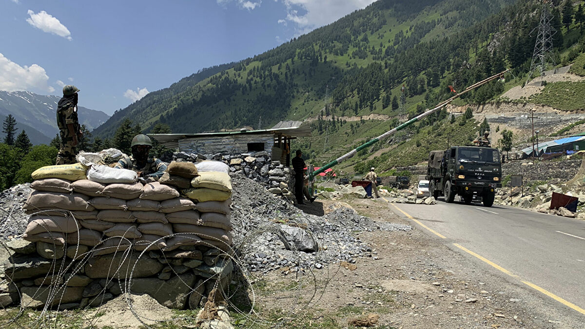 القوات الهندية في اقليم لاداخ