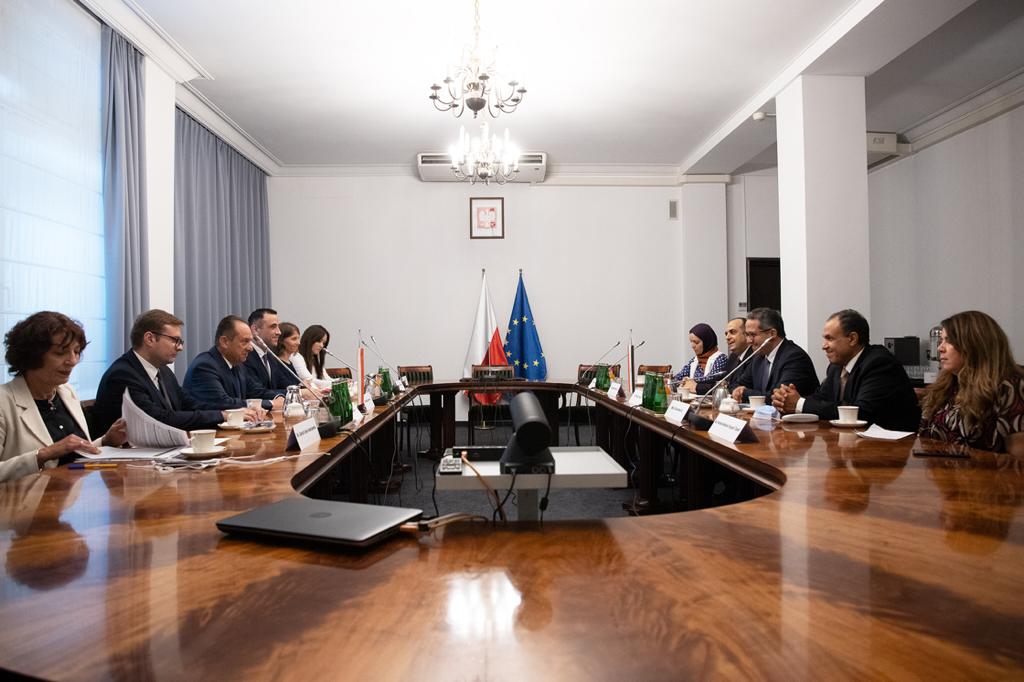 وزير السياحة يلتقى بنظيرة البولندى وزير السياحة يلتقى بنظيرة البولندى