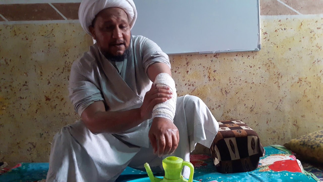 متى يجمع المسلم بين الوضوء والتيمم للصلاة.. الإفتاء تجيب