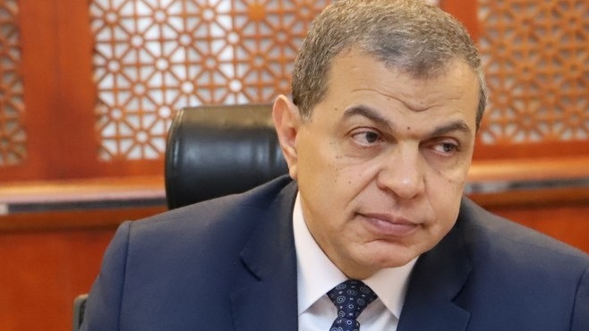 محمد سعفان وزير القوي العاملة