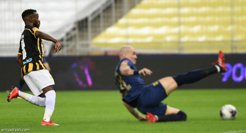 فهد المولد أمام النصر