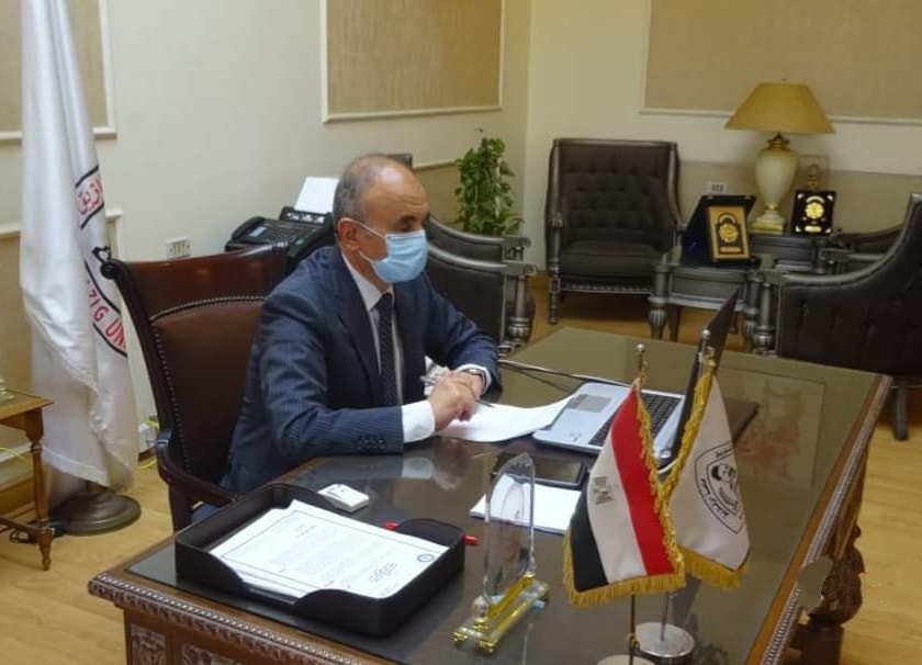 رئيس جامعة الزقازيق  رئيس جامعة الزقازيق
