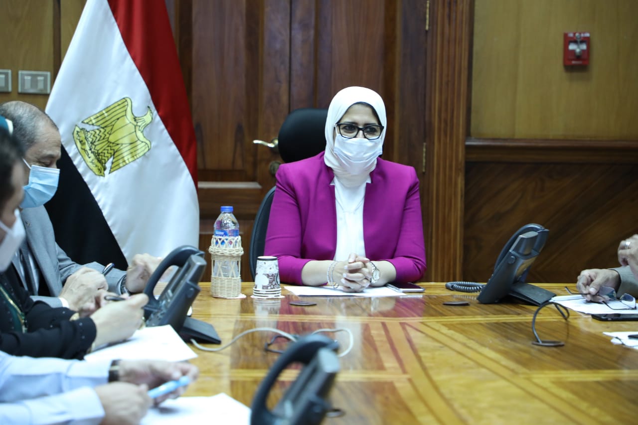 الدكتورة هالة زايد وزيرة الصحة