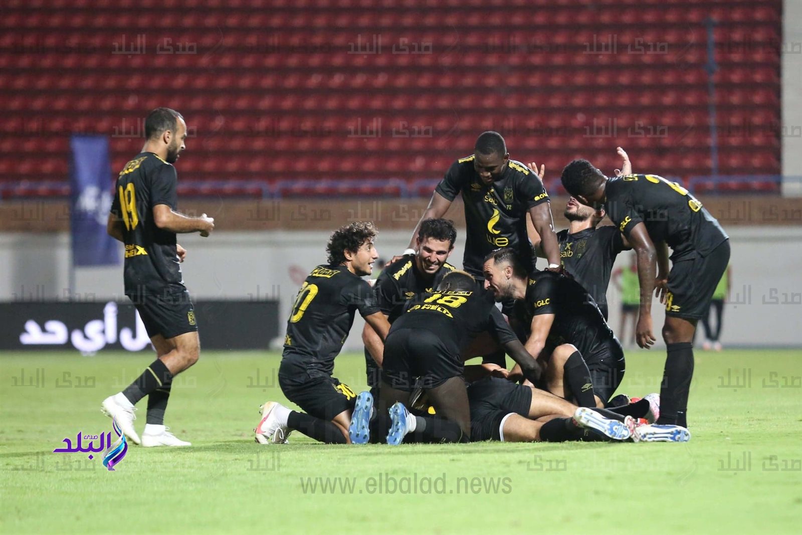 لاعبي النادي الأهلي 
