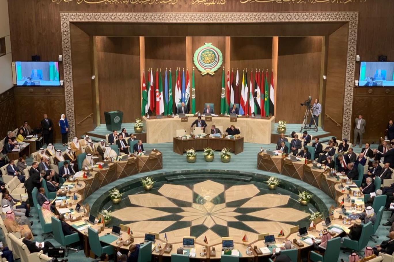 الرباعية العربية تطالب إيران بوقف تدخلاتها في شؤون الدول