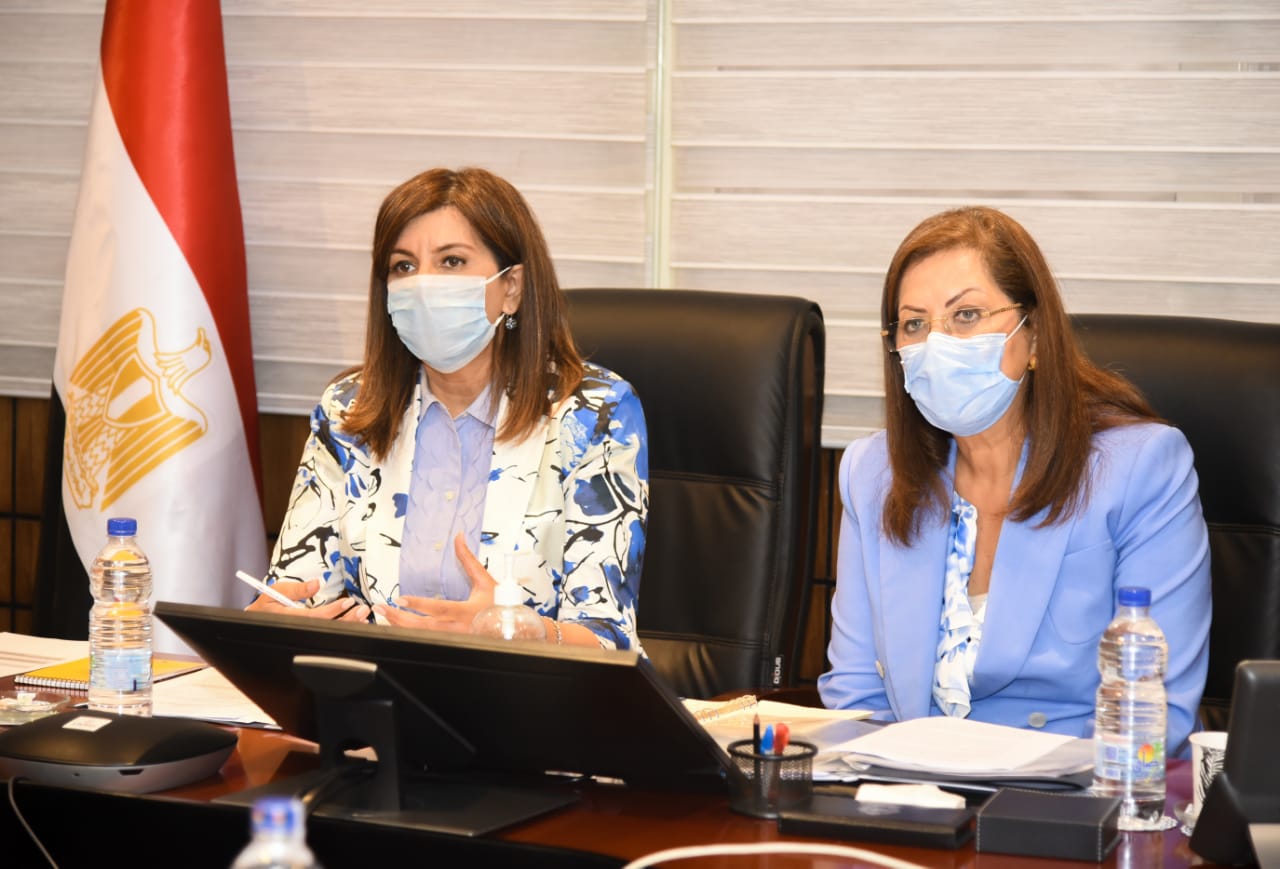 وزيرتا الهجرة والتخطيط