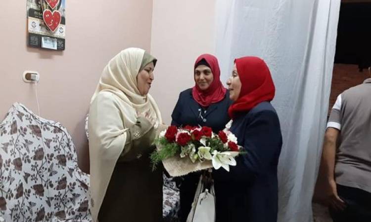 تكريم سيدة القطار 