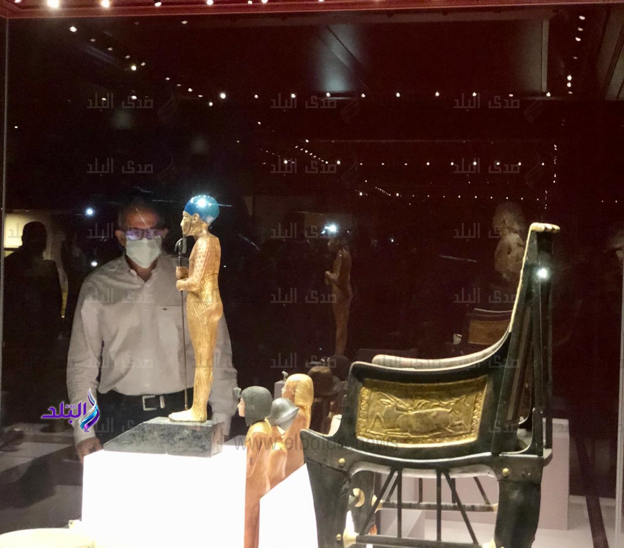 وزير السياحة والآثار 