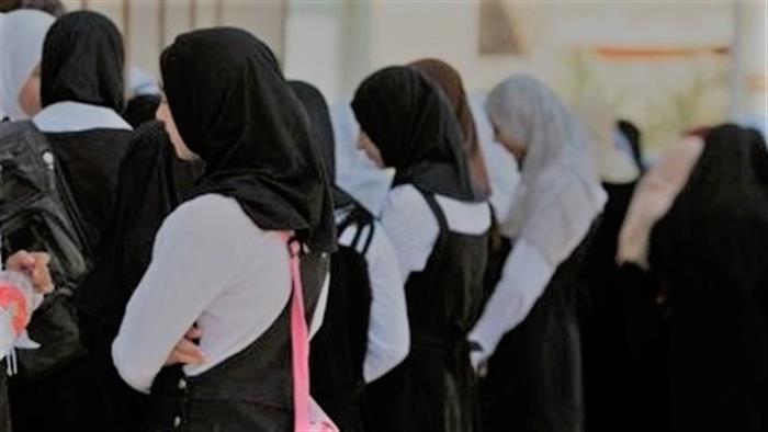 تحرش بـ ٨ دفعات من الطلبة