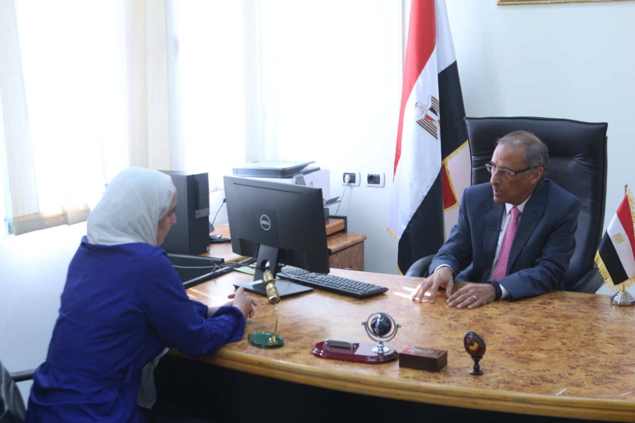  الرئيس التنفيذي لوكالة الفضاء المصرية