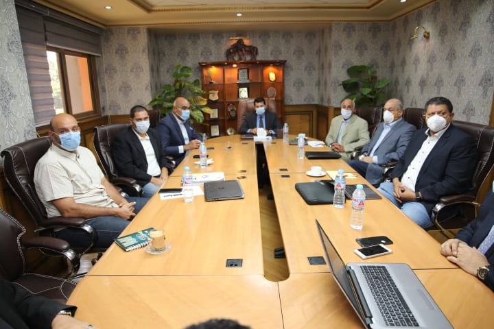 اجتماع وزير الرياضة مع اللجنة المنظمة لمونديال اليد