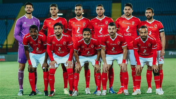 لاعبو الأهلي 