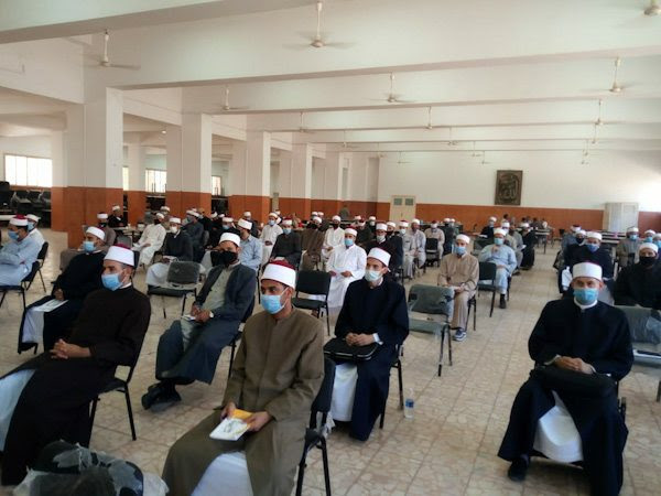 أئمة الأوقاف