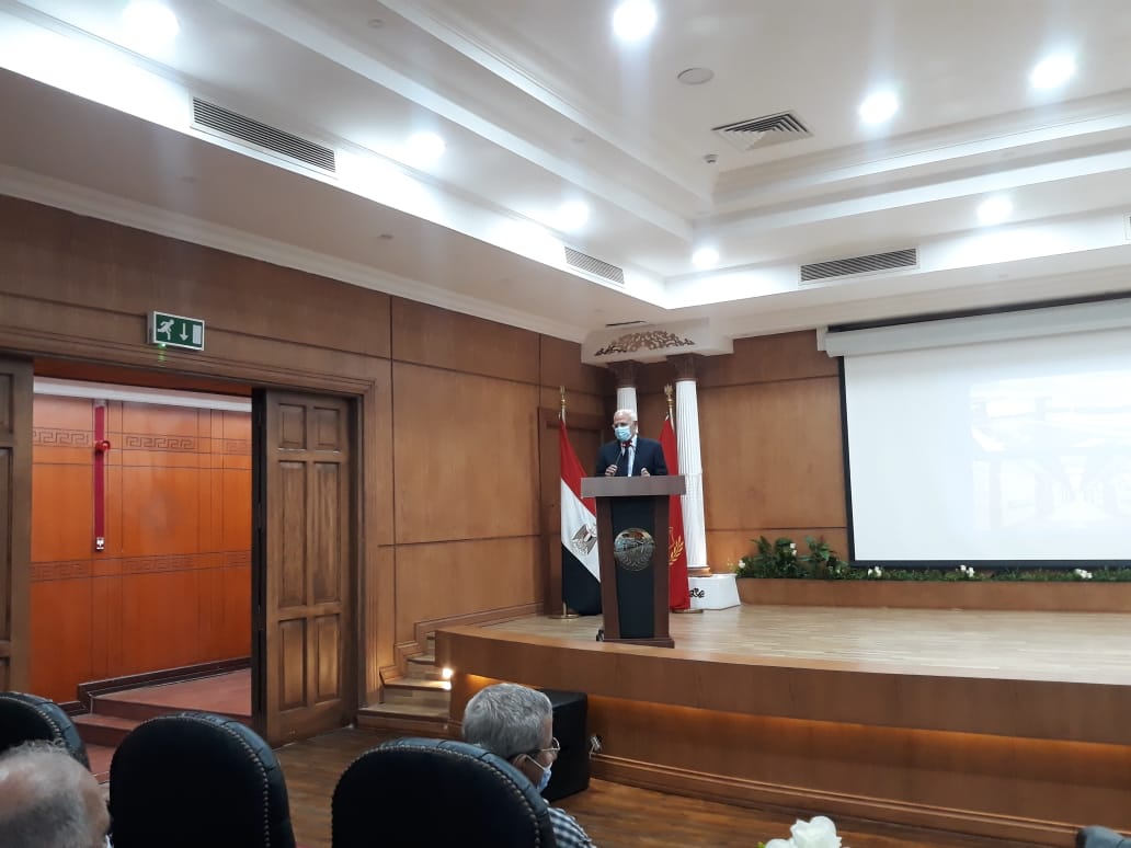 اللواء عادل الغضبان محافظ بورسعيد 