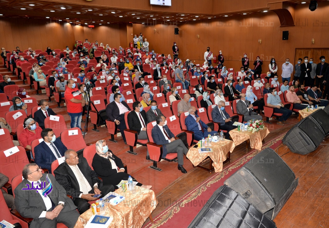 جامعة المنصورة 