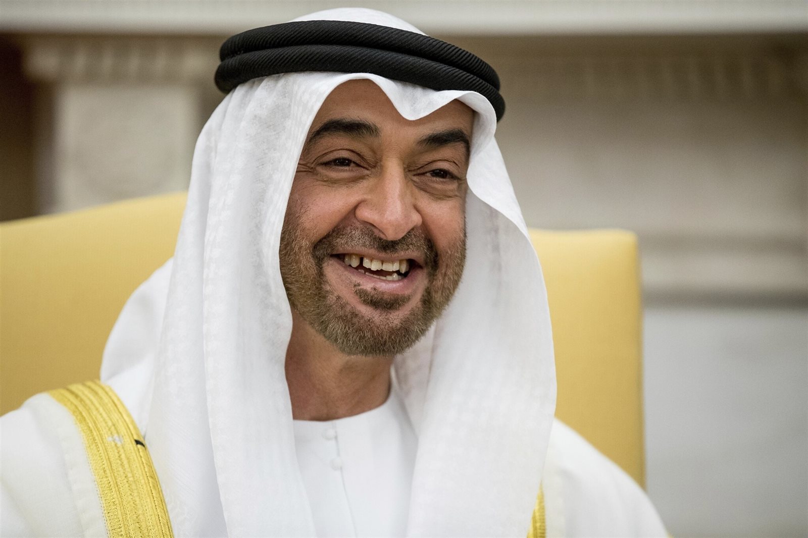كاتب إسرائيلي: محمد بن زايد يستحق نوبل للسلام