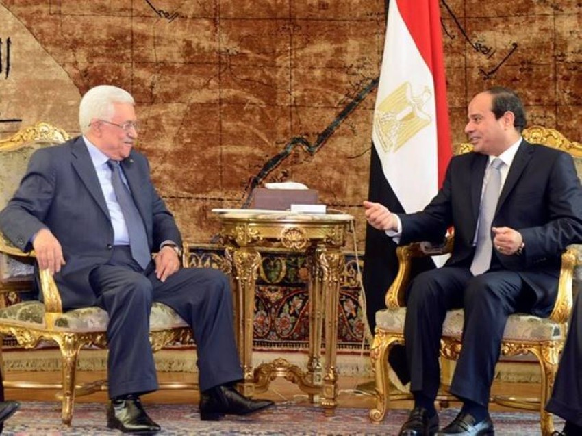 الرئيس السيسي والرئيس الفلسطيني 