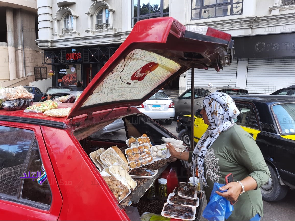 بائعة الخضار بالإسكندرية