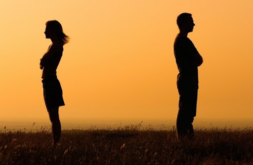 هل رفض الفتاة لأي عريس دون رؤيته حرام.. الإفتاء تجيب