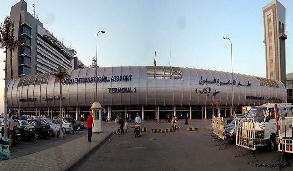مطار القاهرة 