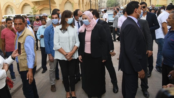 وزيرة الهجرة والتضامن 